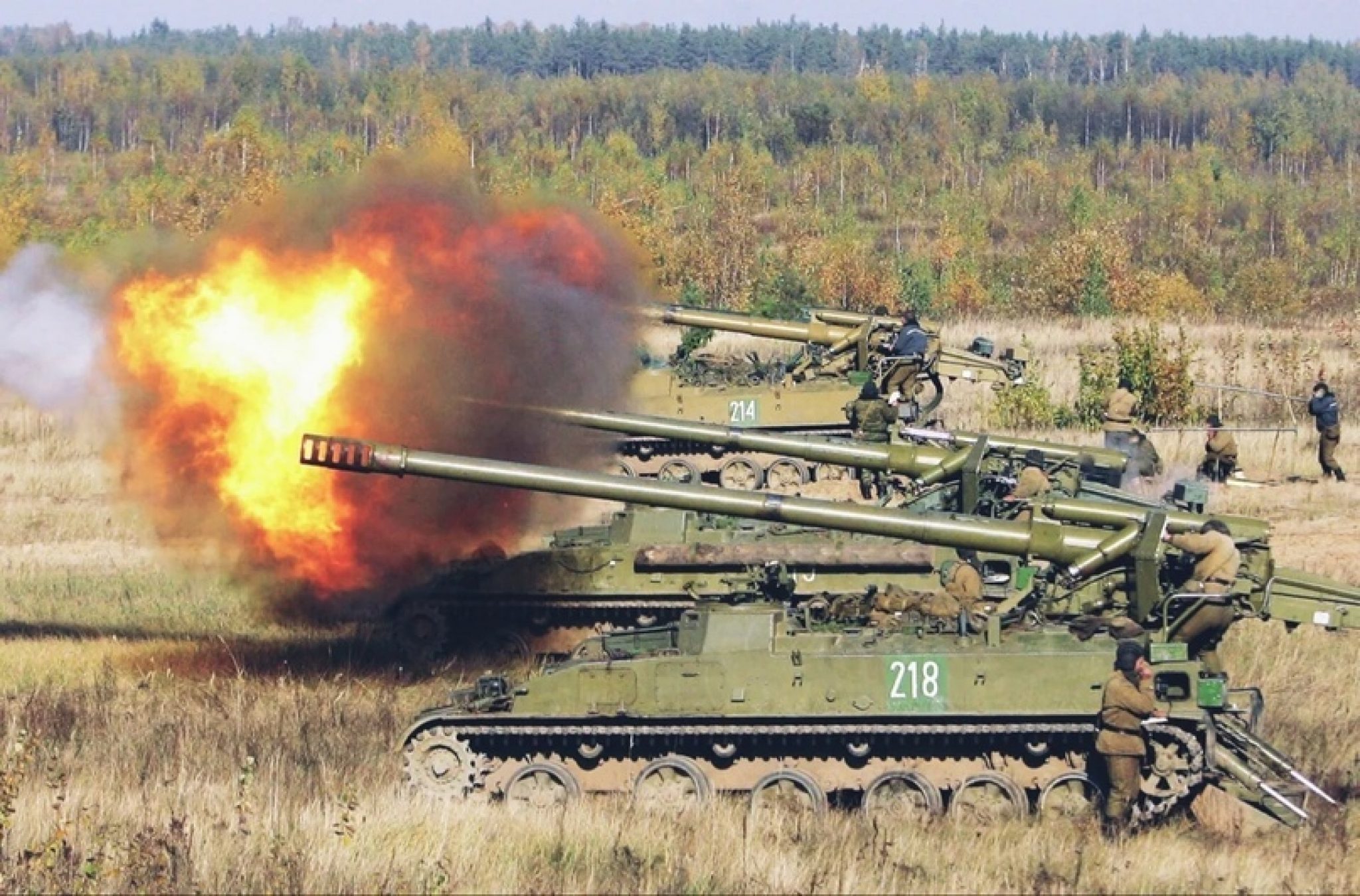 История создания и боевого применения самоходных артиллерийских устройств (50 фото)