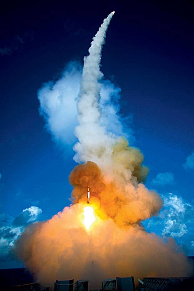 Межконтинентальная баллистическая ракета 
 (9 фото)