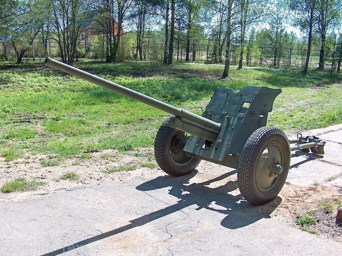 45-мм противотанковая пушка образца 1942 года (м-42)