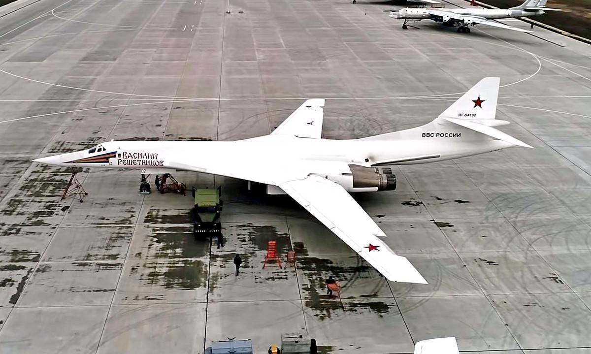 Самолет "белый лебедь": технические характеристики и фото