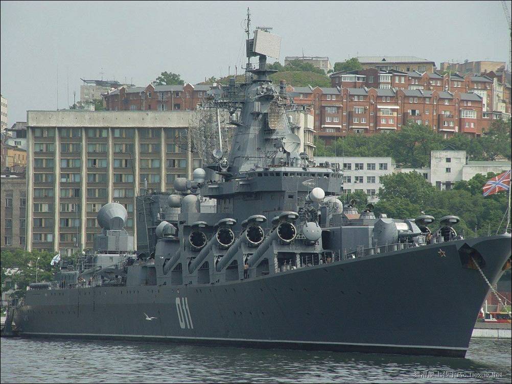 Ракетный крейсер "варяг" (червона украина) - флагман тихоокеанского флота россии