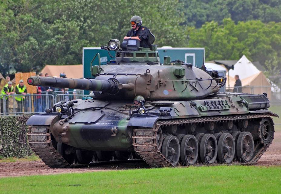 Основной боевой танк амх-56 "леклерк". amx-56 leclerc. main battle tank