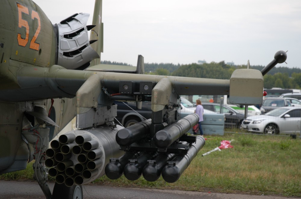 ✅ авиационный противотанковый ракетный комплекс 9к121м «вихрь-м» (россия) - legguns.ru