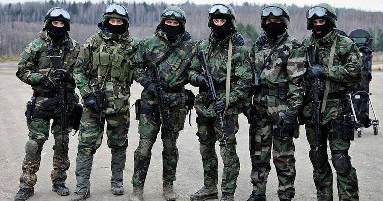 Фото спецназовца в полной экипировке россии с оружием