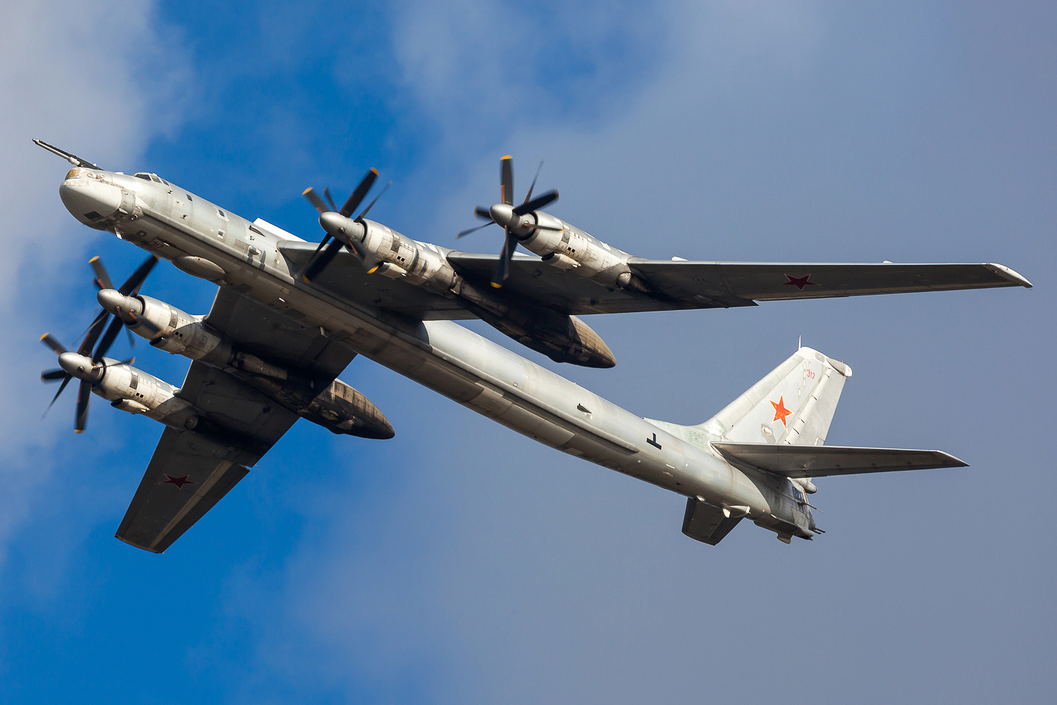 Б-52, бомбардировщик (boeing b-52): описание, технические характеристики, вооружение :: syl.ru