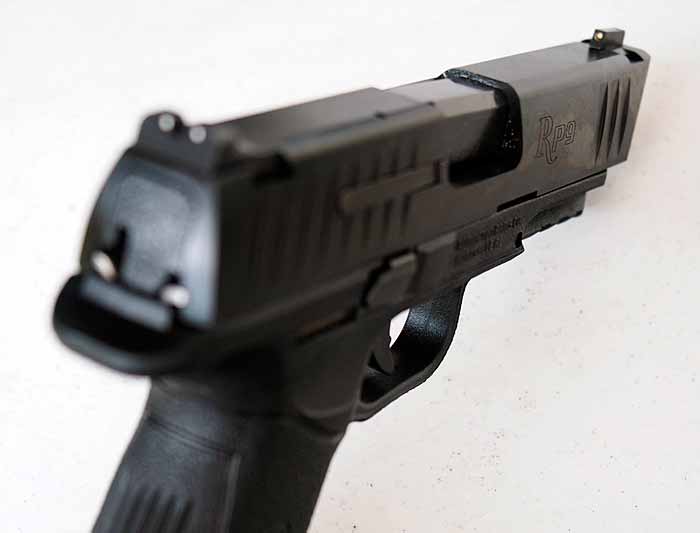 6 самых компактных пистолетов и револьверов для скрытого ношения 2016 года