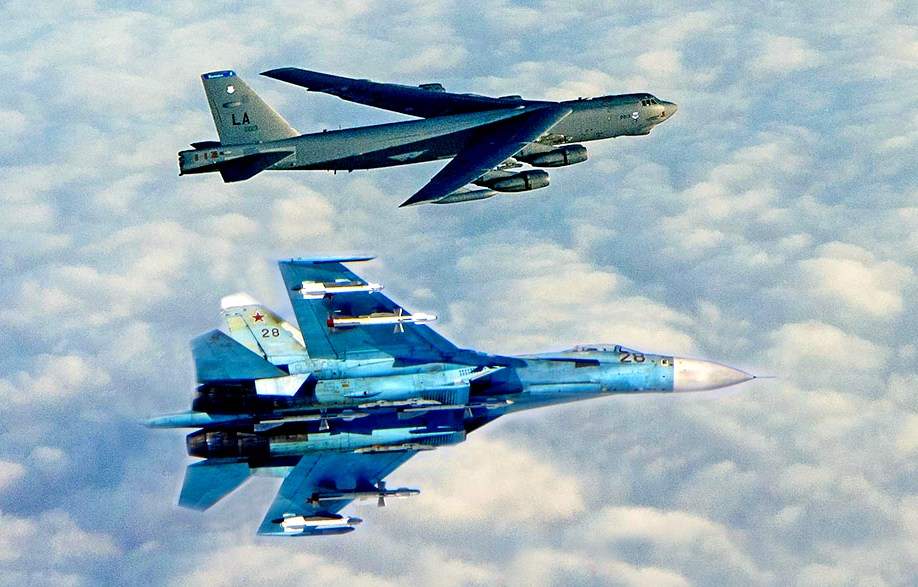 «попытка переложить ответственность»: сша опубликовали видео перехвата своего самолёта-разведчика российским су-27 — рт на русском