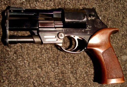 Револьвер Mateba Model 6 Unica