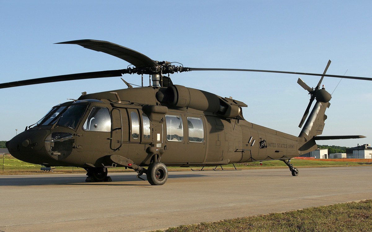 Sikorsky s-70 (uh-60) black hawk сикорский s-70 (uh-60) «блэк хоук». энциклопедия современной военной авиации 1945-2002: часть 2. вертолеты