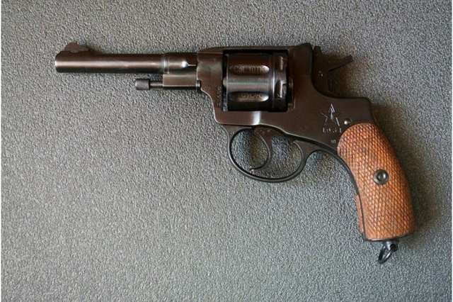 Револьвер nagant mle.1910
