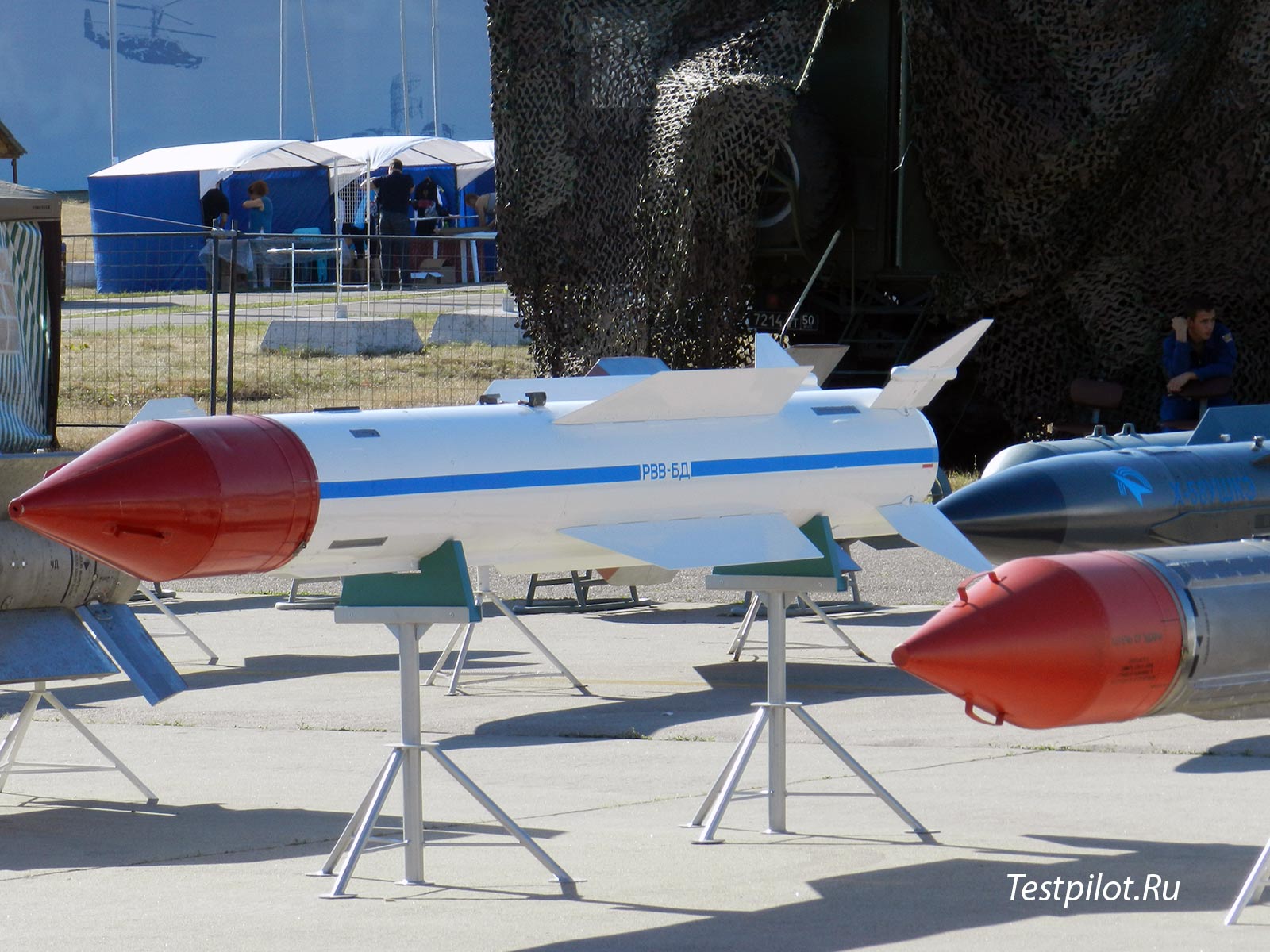 Управляемая ракета средней дальности р-77 (рвв-ае)
