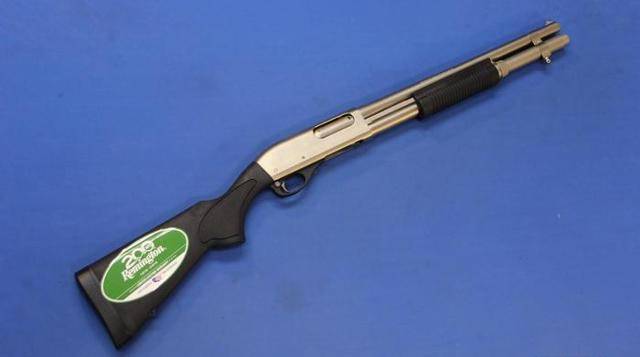 Гладкоствольное ружье Remington 1100 TAC