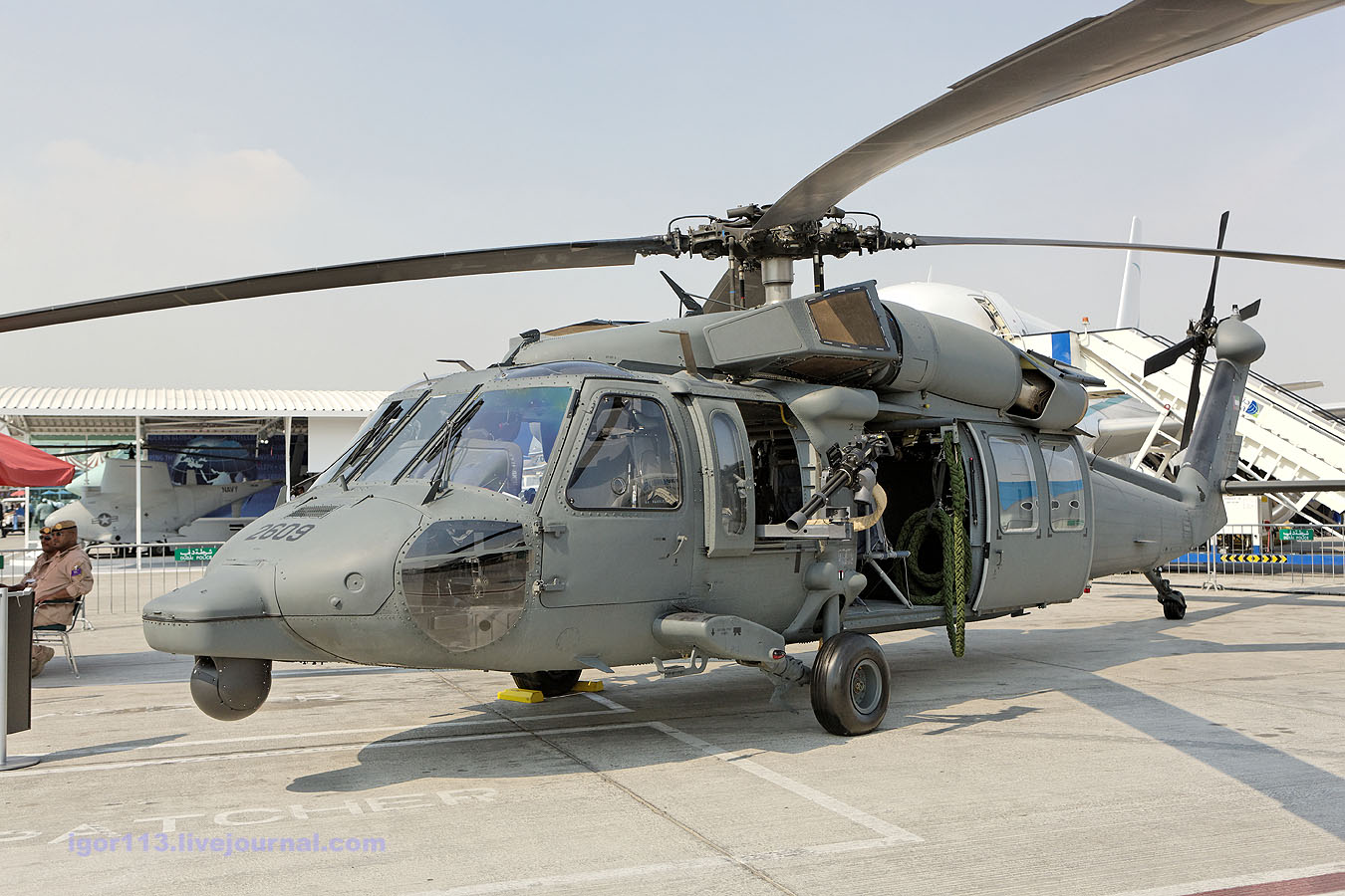 Многоцелевой вертолёт sikorsky uh-60 black hawk