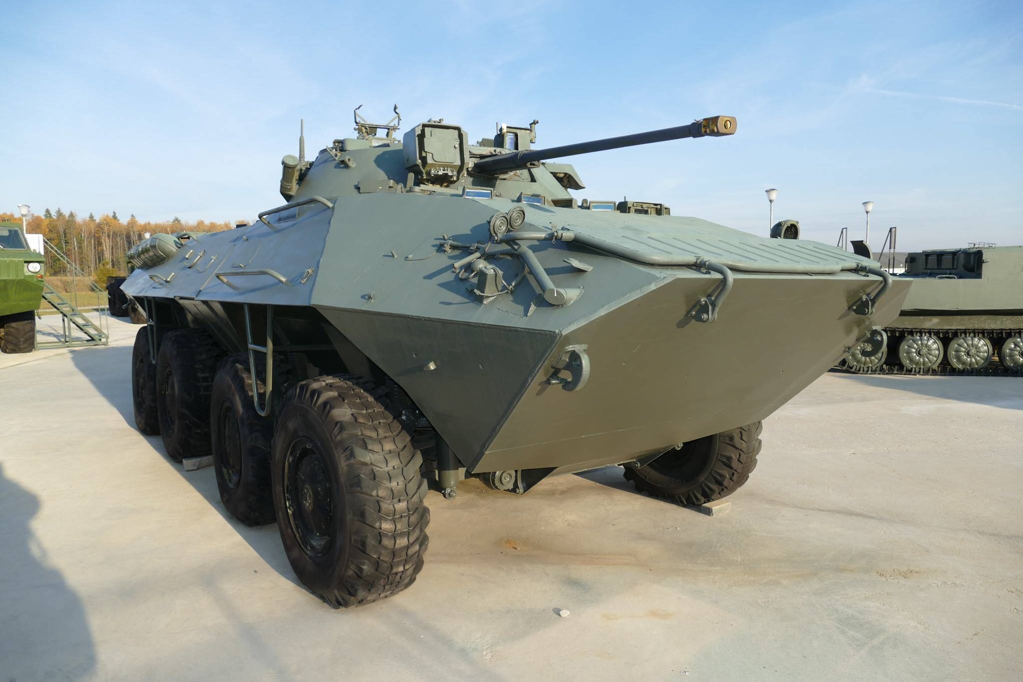 В 2020 году армия россии могла иметь сотни т-95, бмп-3м и бтр-90м