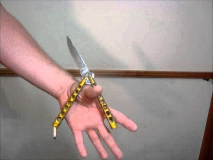 Нож-бабочка (балисонг): правила выбора холодного оружия