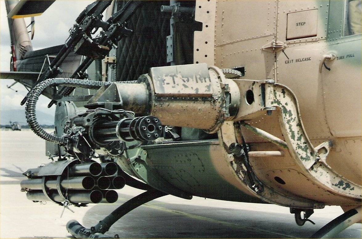 Вертолет белл ан-1 кобра | мировое оружие. энциклопедия, каталог оружия и военной техники