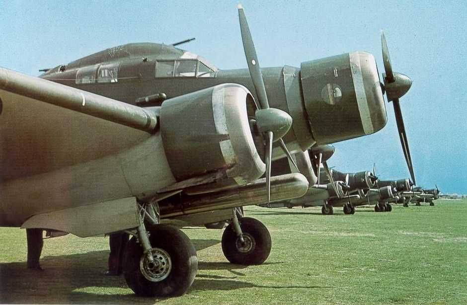 Бомбардировщик Савойя-Маркетти SM.79 «Спарвиеро»