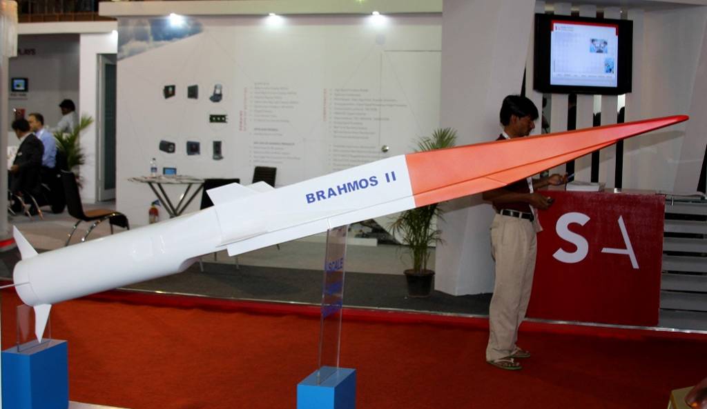 «оружие нового поколения»: как развивается российско-индийская программа по созданию ракет brahmos — рт на русском