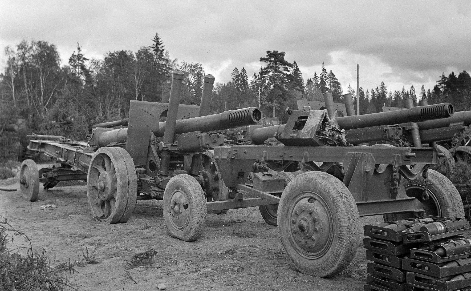 Реферат 152-мм гаубица-пушка образца 1937 года (мл-20)