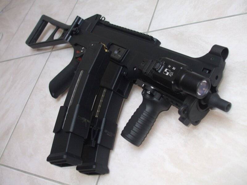 Пистолет-пулемет HK UMP