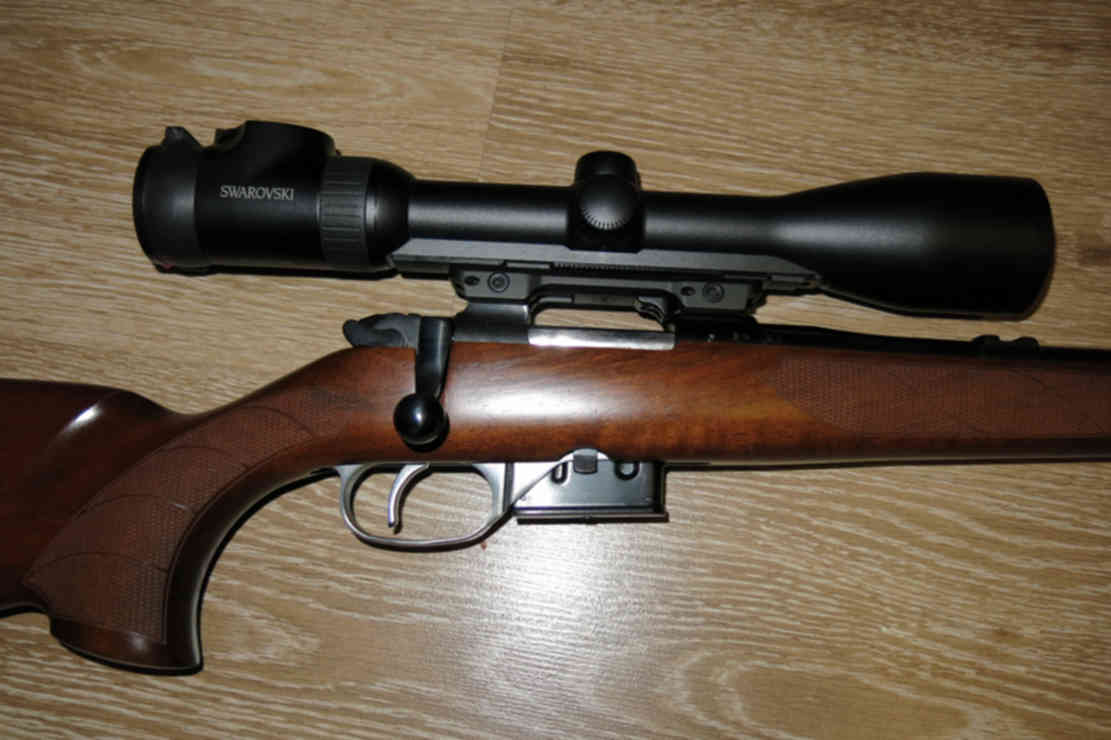 Компактная магазинная винтовка CZ 527