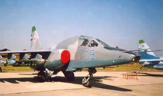 Сухой су-25утг — учебно-тренировочный самолёт на базе учебно-боевого штурмовика су-25уб.