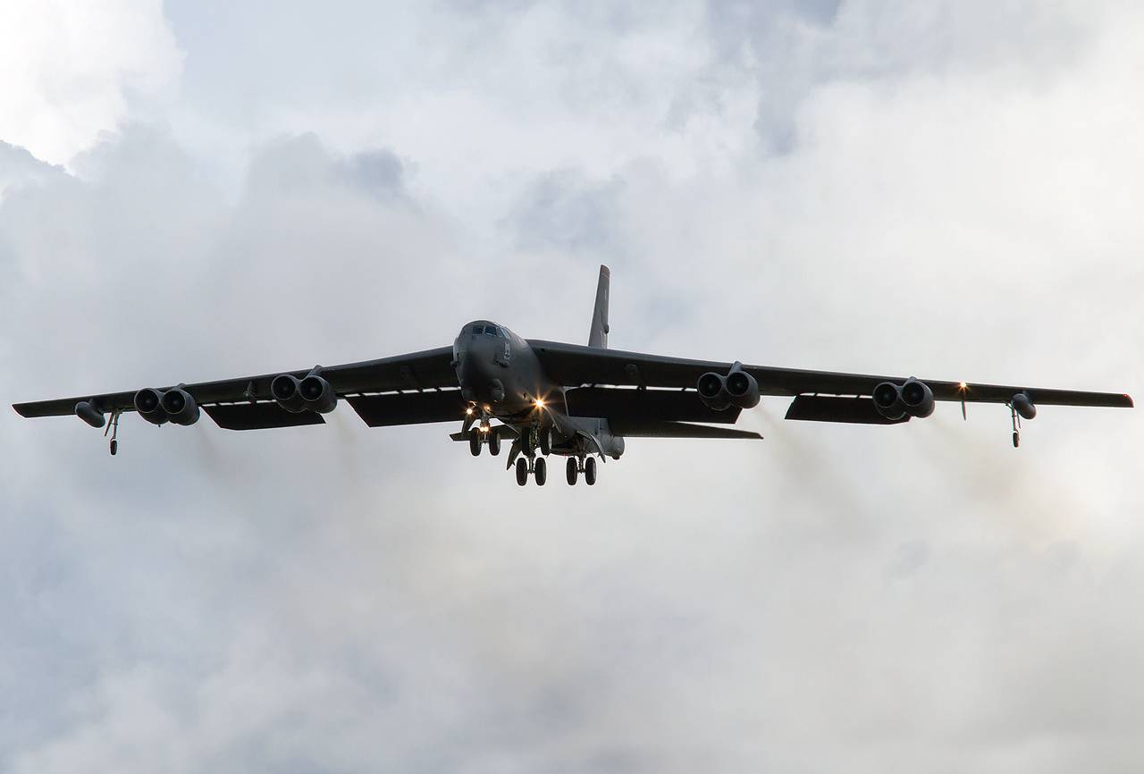 Бомбардировщик б-52 фото. видео. вооружение. ттх