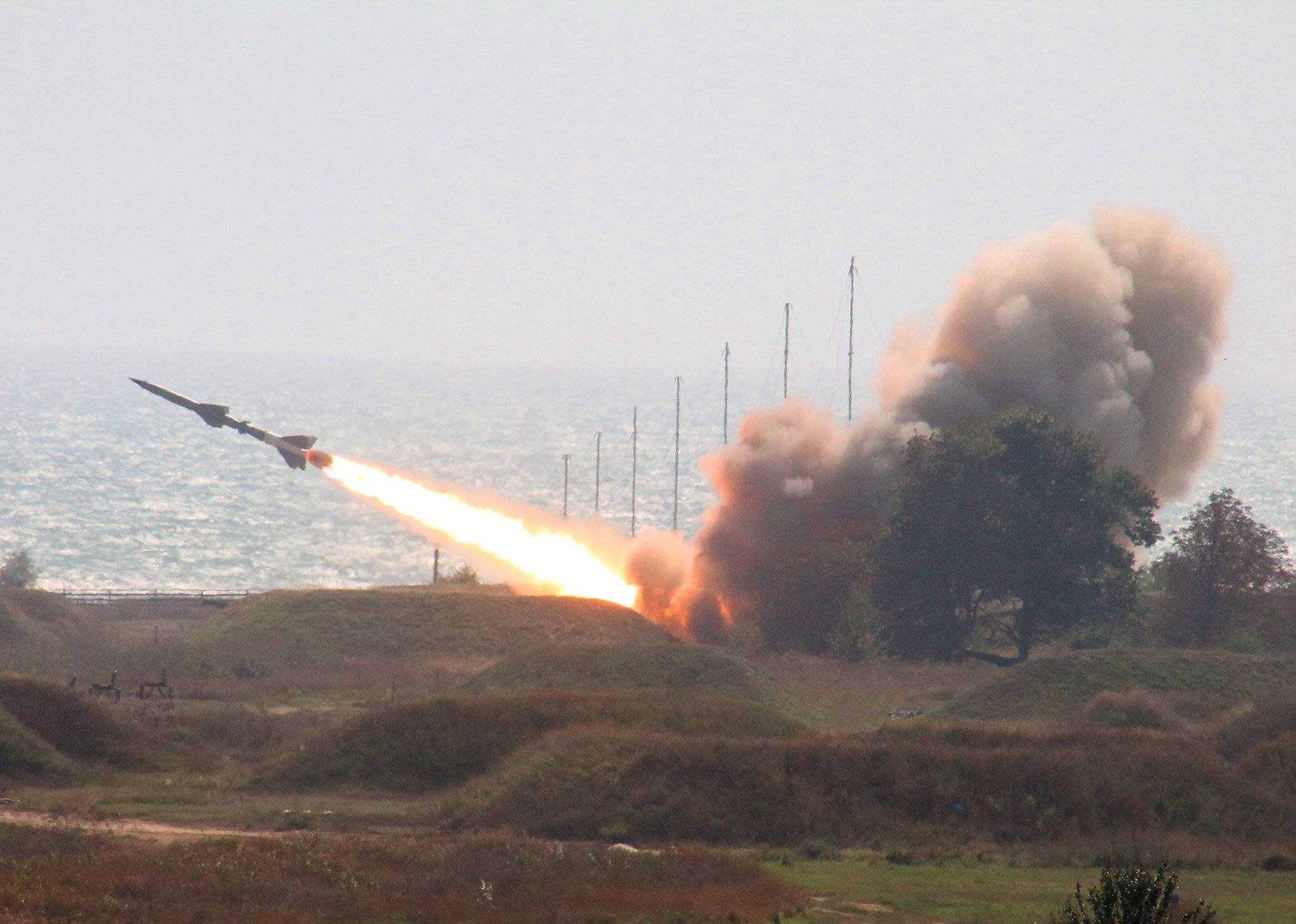 Зенитный ракетный комплекс с-75 «десна» (россия)